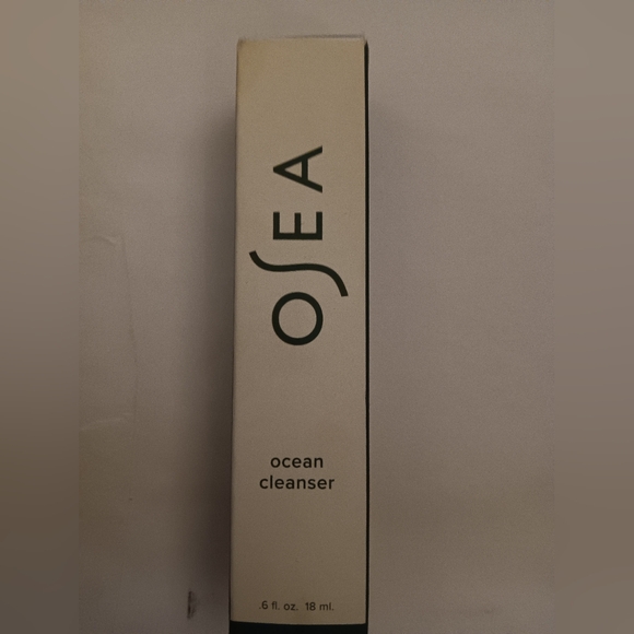 Sea Ocean Cleanser - 6 Oz - Picture 2 of 4